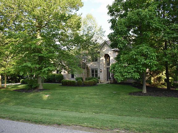2nd image of 2047 Loch Lomond Dr