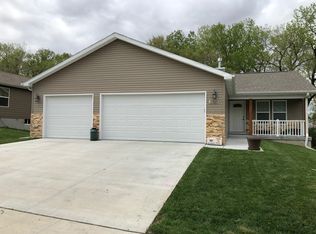 2509 NW 52nd St, Lincoln, NE 68524