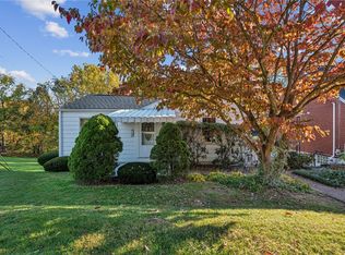 317 Lentz St, Jeannette, PA 15644