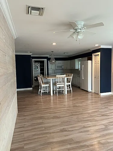 2403 Patterson Ave #201 Photo 1