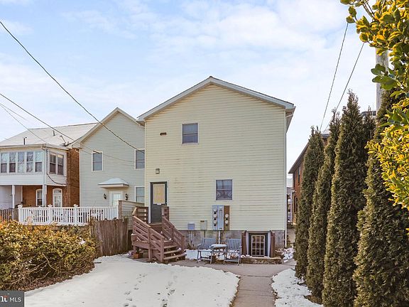3rd image of 126 York St