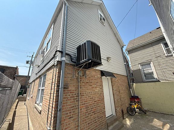4th image of 2935 W 25th Pl