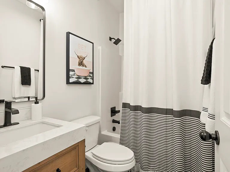 221 Waldron View Dr — Photo 32