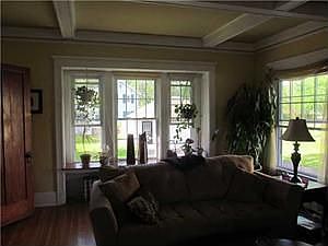 5th image of 3905 Lockport Ave