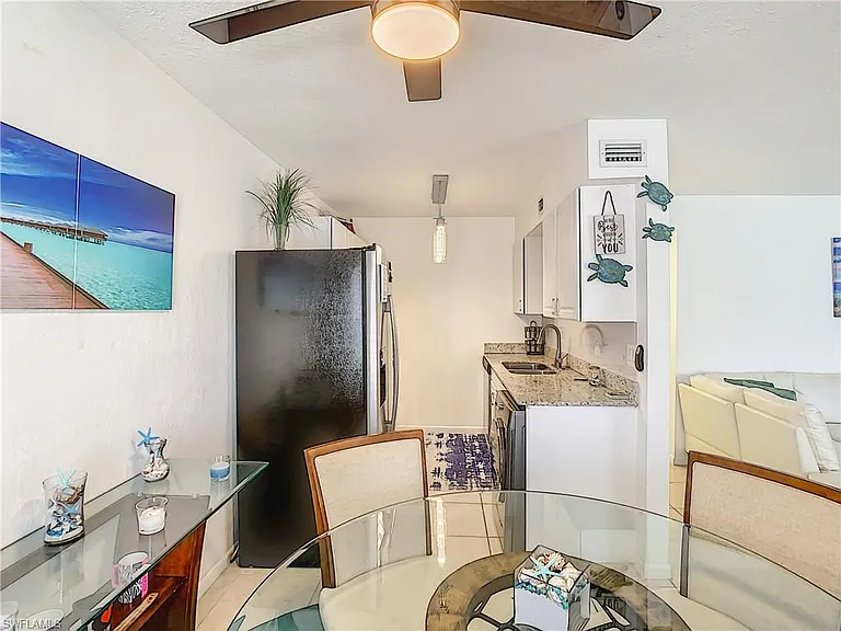 4625 Bayshore Dr #D8 — Photo 17
