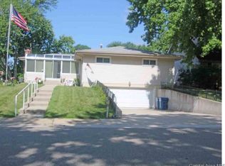 13 Ranger Dr, Springfield, IL 62702