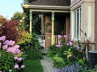 13 Pressed Brick Dr, Brampton, ON L6V4K8