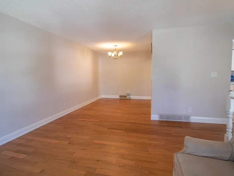 62 Terrace Ave — Photo 3