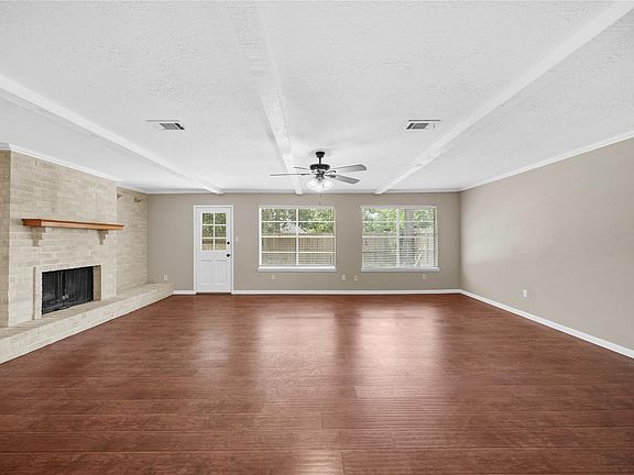 5th image of 16306 Forest Bend Ave