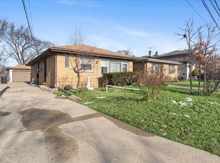 4506 Main St, Skokie, IL 60076