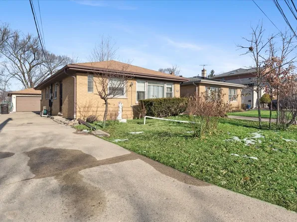 4506 Main St, Skokie, IL 60076