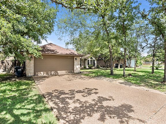 2nd image of 2813 Pueblo Ct N