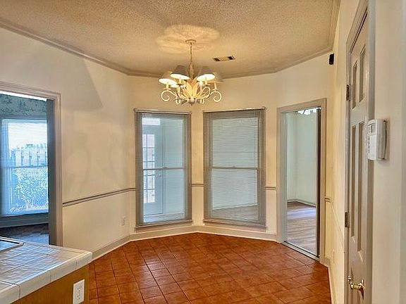 5th image of 2914 Hillcreek Drive