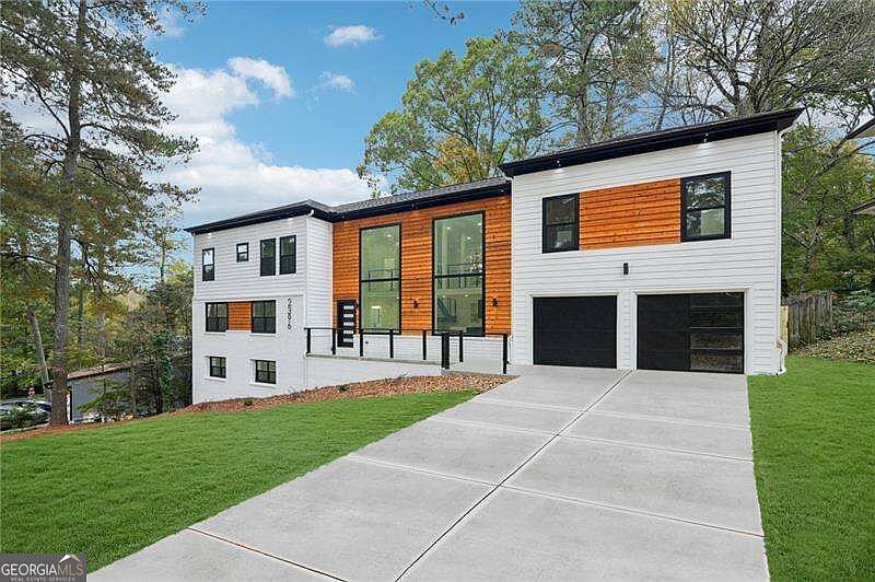 1st image of 2396 Sunset Dr NE