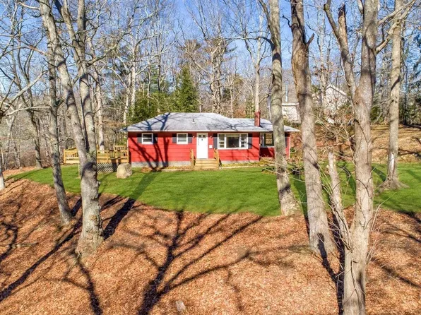 68 S Ferry Road, Shelter Island, NY 11964