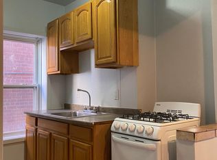 22 Cadillac St #6, Pontiac, MI 48342