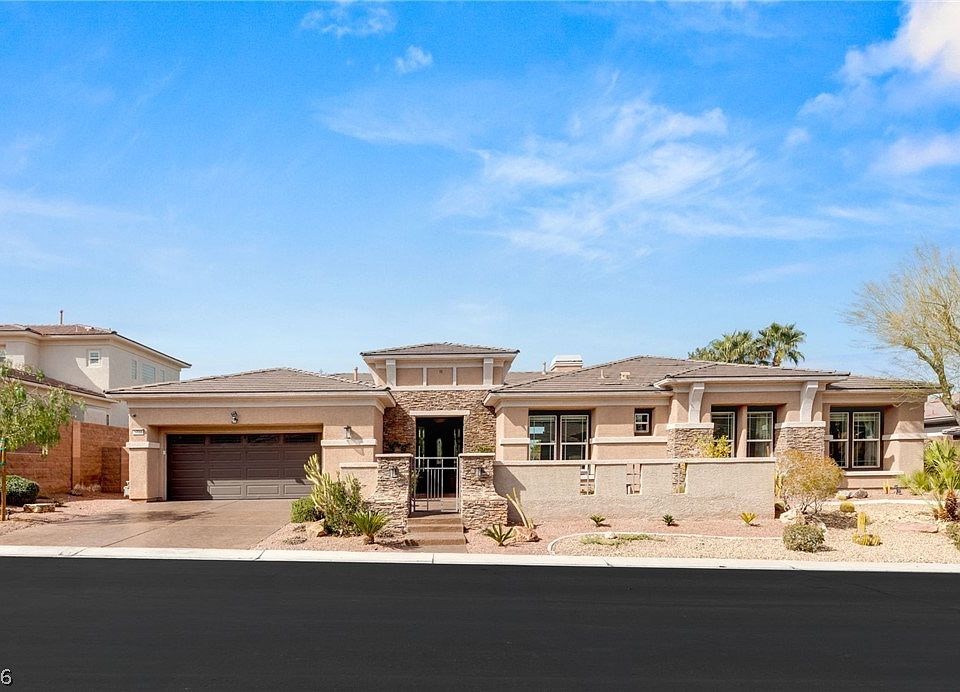 1st image of 1732 Cypress Manor Dr