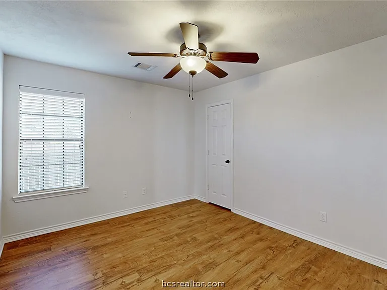 1101 Pamplin Ct — Photo 7