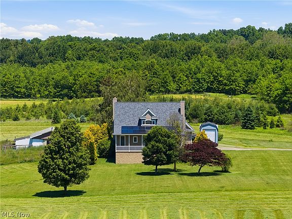 2nd image of 12159 Lawndell Rd SW