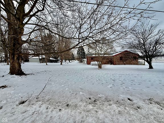 5th image of 404 S 8th St