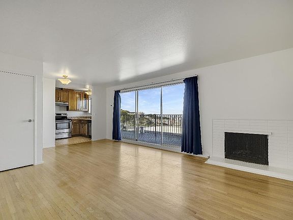 3rd image of 785 Burnett Ave APT 4