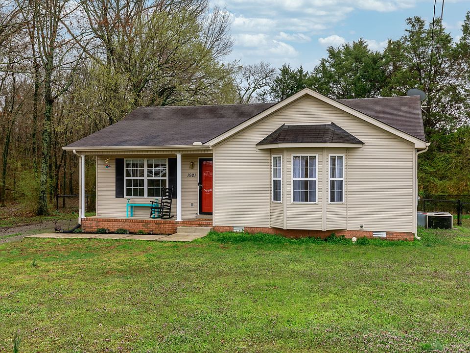 1st image of 1921 Ozark Ct