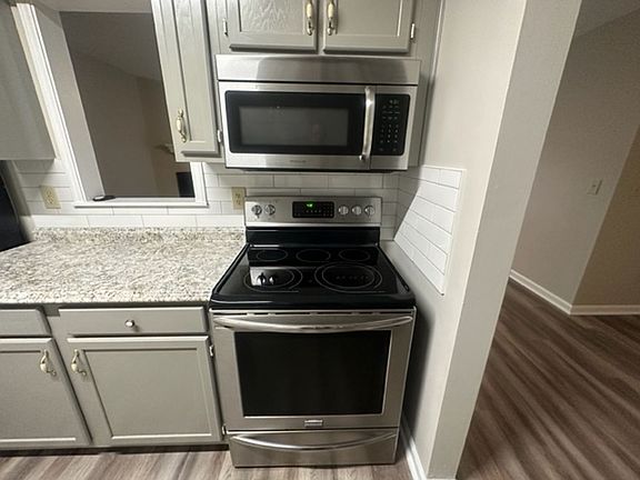 5th image of 800 Folly Ct Unit C