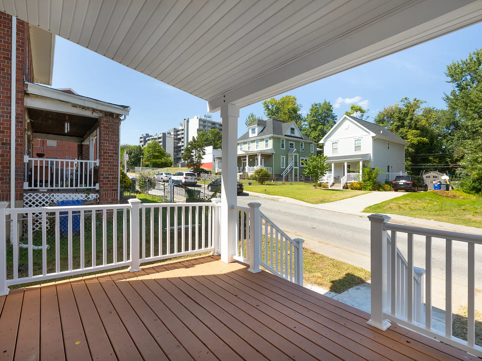 4 bed, 3.5 bath, 1880 sqft, $3,000 — Photo 4