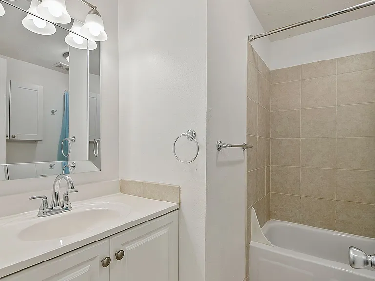 4942 W Targee St — Photo 7