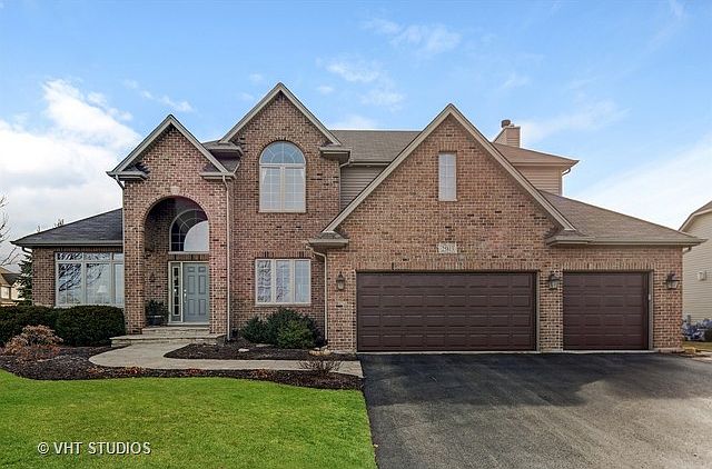 1st image of 25813 W Campbell Ln