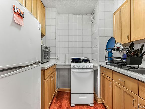 2nd image of 118-17 Union #15J