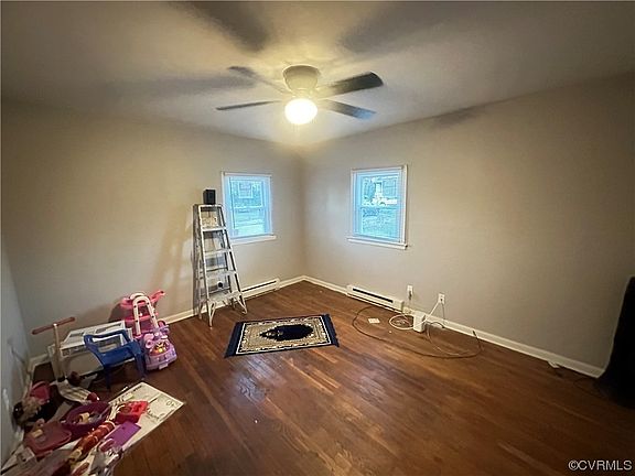 3rd image of 710 Starke St