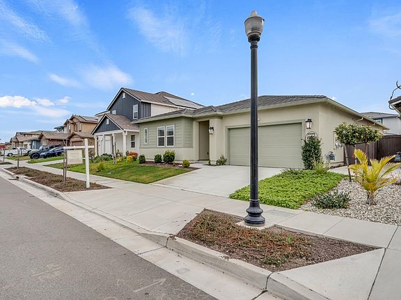 3rd image of 4236 Bellwether Way