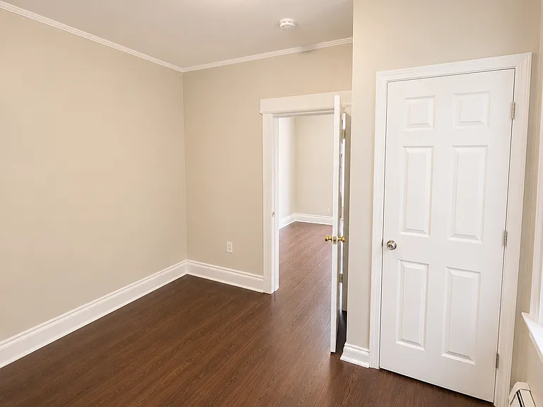 247 Amherst St #1L — Photo 5
