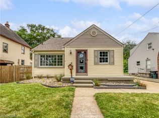 382 Oxford Ave, Akron, OH 44310