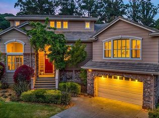 12 Jerome Ct, Petaluma, CA 94952