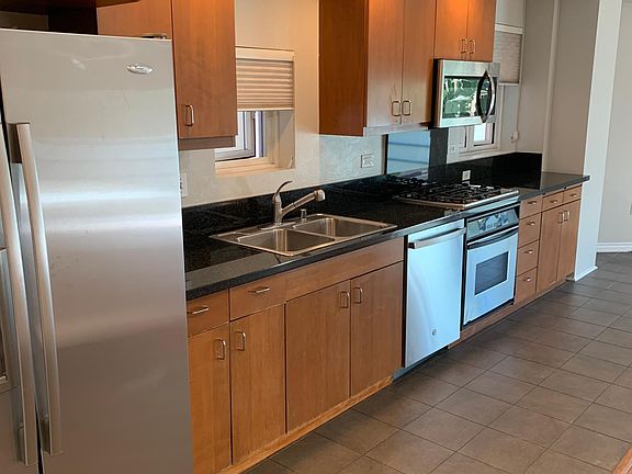 4th image of 550 15th St Unit 201