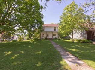 710 W Maple St, Lancaster, WI 53813