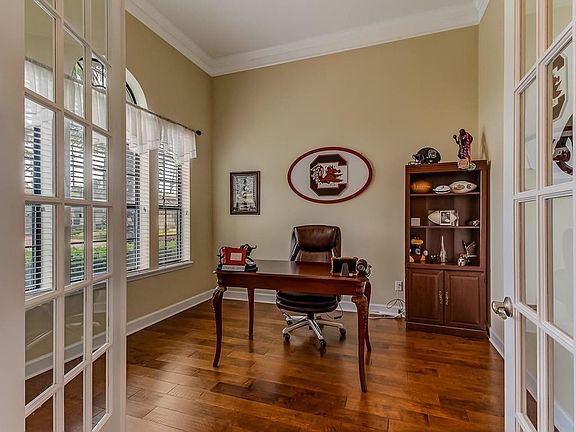 5th image of 532 Spanish Way W