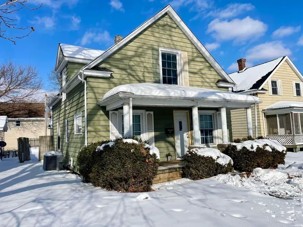 918 W 4th St, Mishawaka, IN 46544