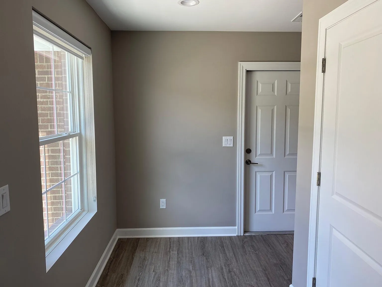 2 bed, 2.5 bath, 1800 sqft, $3,500 — Photo 4