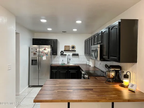 6255 N Camino Pimeria Alta APT 49, Tucson, AZ 85718