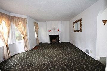 1st image of 8 Elam Ave