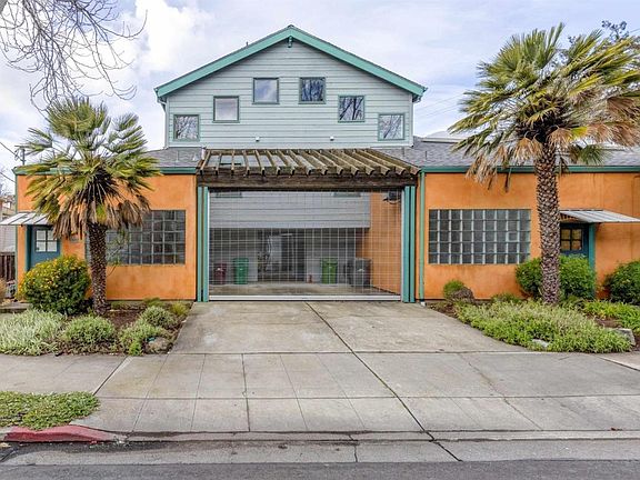 2nd image of 4521 Adeline Street
