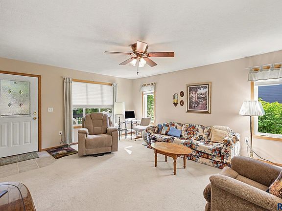 3rd image of 313 W 8th St