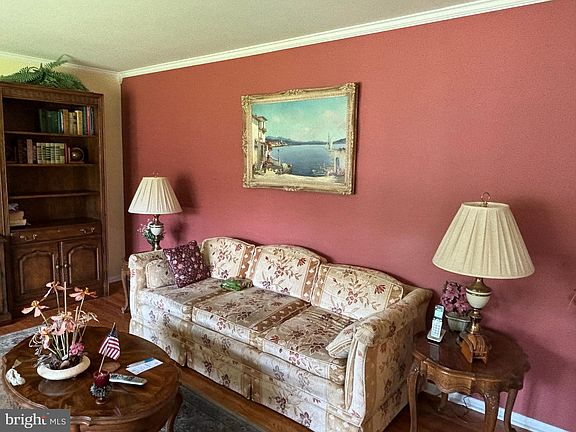 5th image of 571 Yardville Hamilton Sq