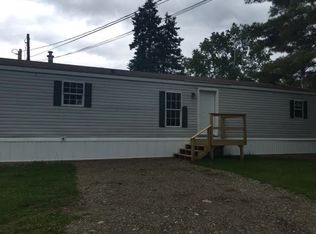 8 Finch Ln, Hermon, ME 04401