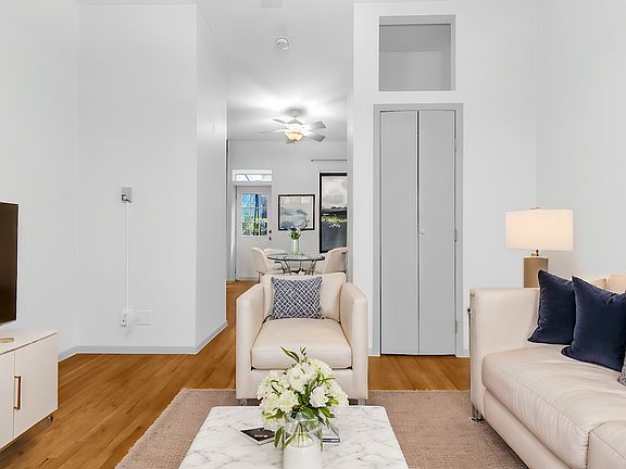 2nd image of 406 W 48th St #1RF