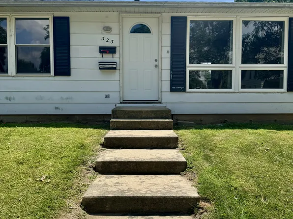 323 W Smith St, Warsaw, IN 46580