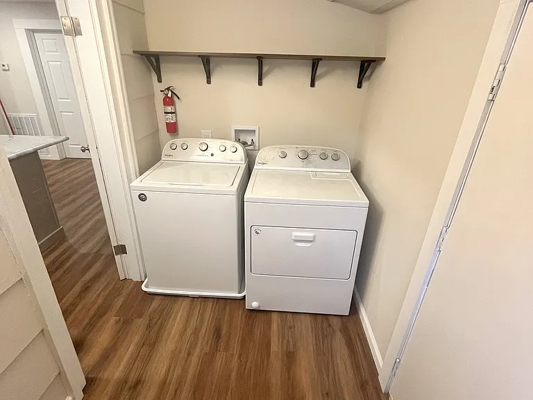 115 Oakdale St — Photo 7